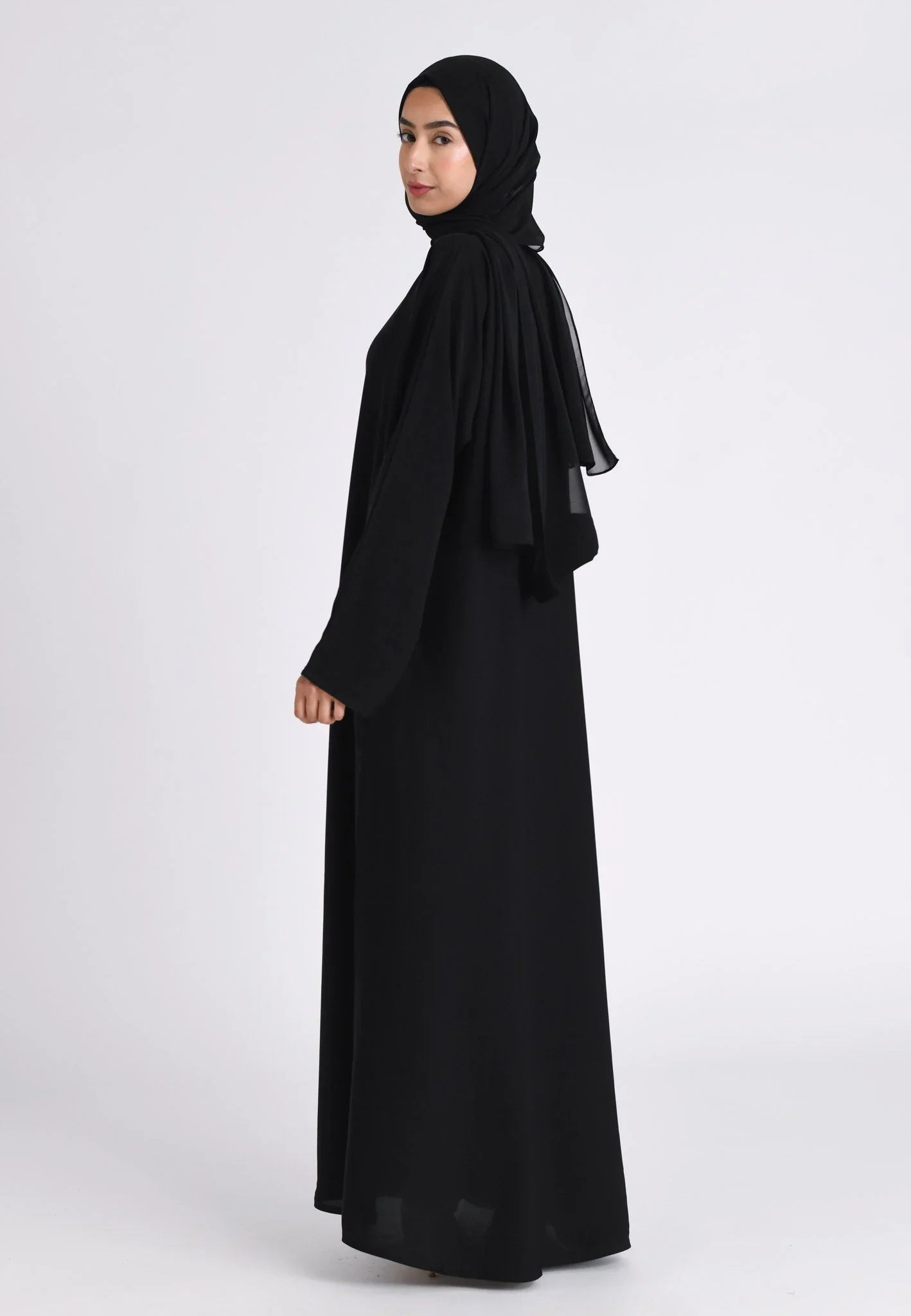 Plain Black Abaya with Zip Pockets (Premium)