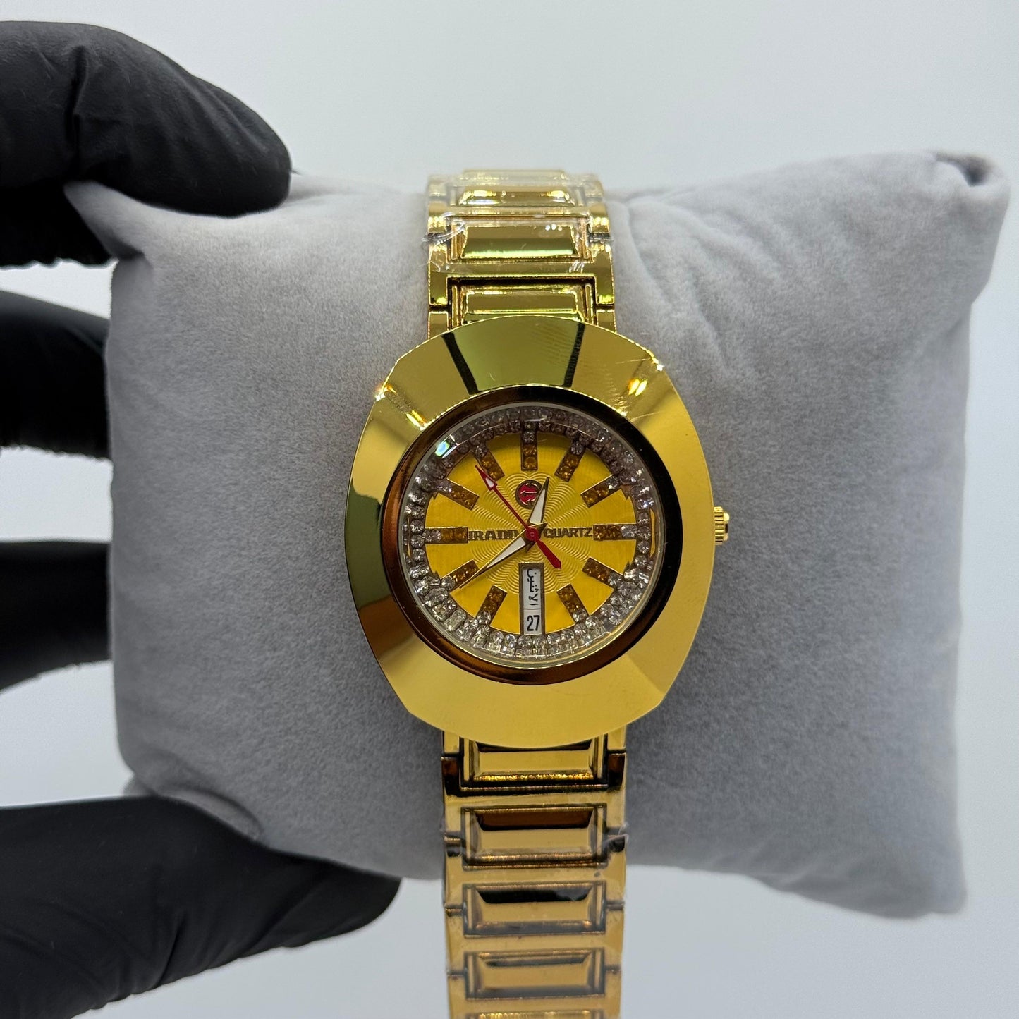 Rado Vintage Golden Watch 3